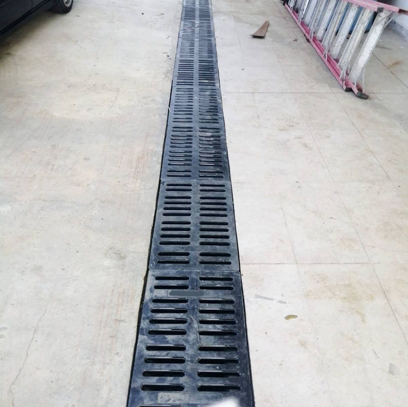 Clog-Resistant SMC Gully Grating with Optimized Drainage Design for High-Flow Rainwater