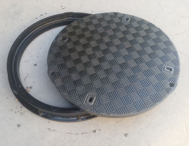 Heavy-Duty SMC Composite Manhole Cover with Easy Opening Design and Customizable Options Meeting EN124 Standards