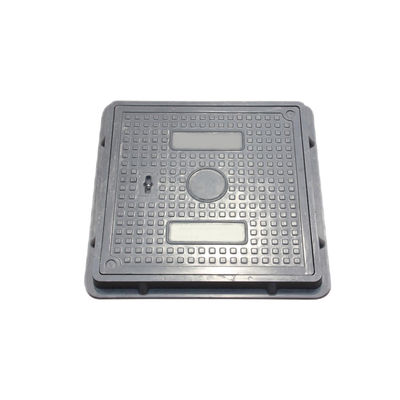 Método de instalação de revestimento de mangueira composto de resistência UV incorporado/quadro e revestimento com materiais compostos